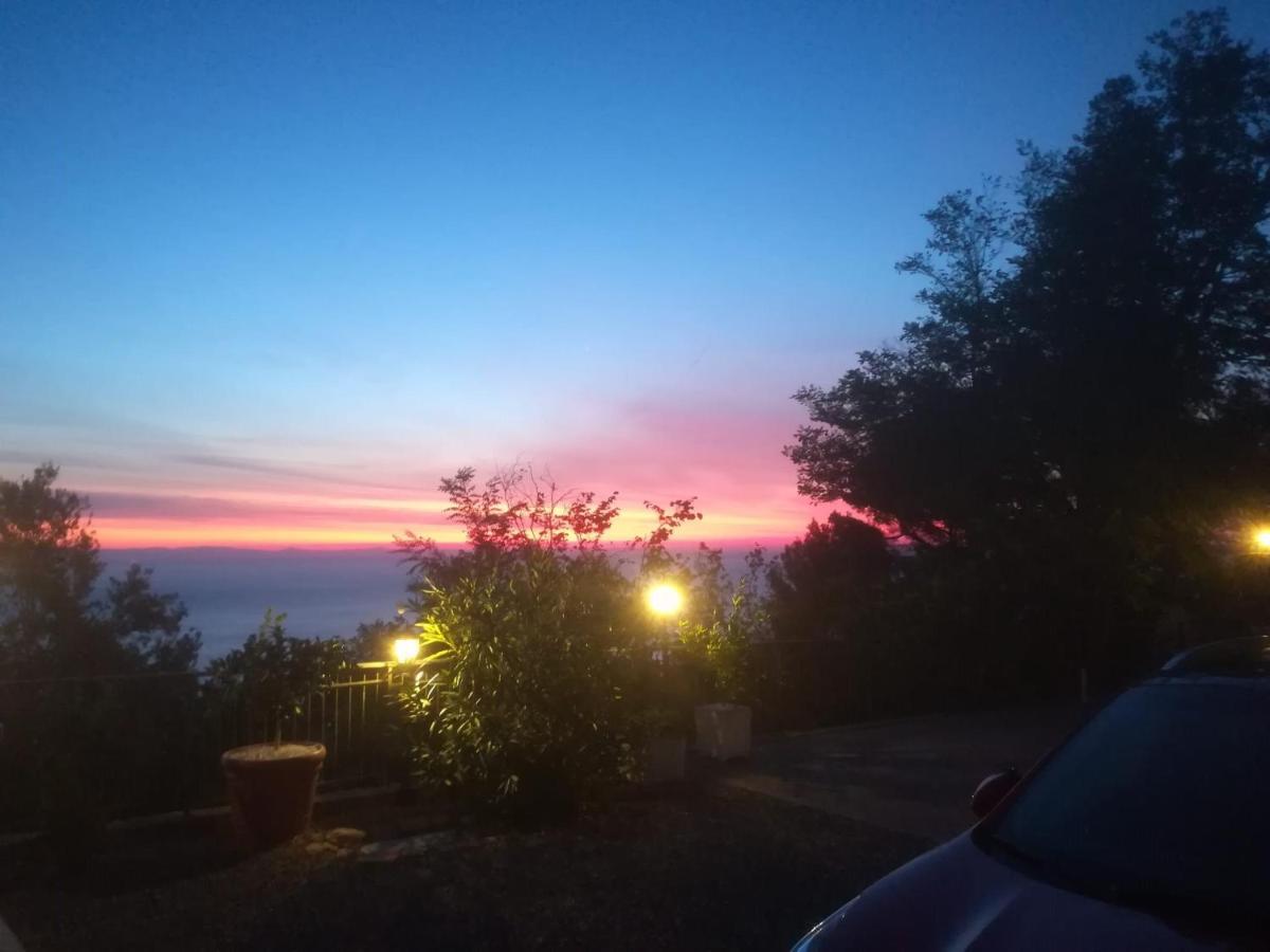 Il Nido Rifatto Bed & Breakfast ไลเกวญา ภายนอก รูปภาพ